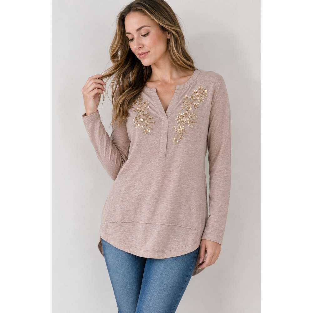 Akemi + Kin Long Sleeve Top XS beige Sequin Floral‎ Boho Slub Knit Split Neck